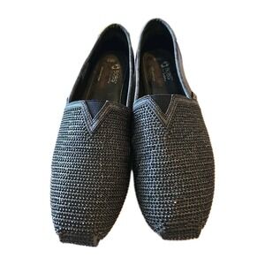 * Bob's Women Sz 8.5W US  Skechers  Sparkly  Rhinestones Memory Foam Loafer Gray